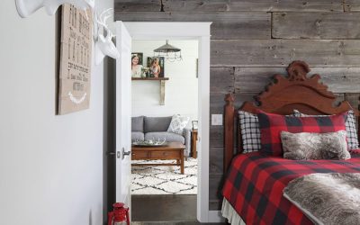 Building with Barnwood: Incorporating Reclaimed Barnwood