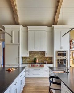 070925 MW MANEGOLD 15 | Pine Hill, a Project of Collaboration and Craftsmanship